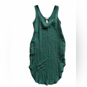 Chic Forest Green Sleeveless Midi Dress